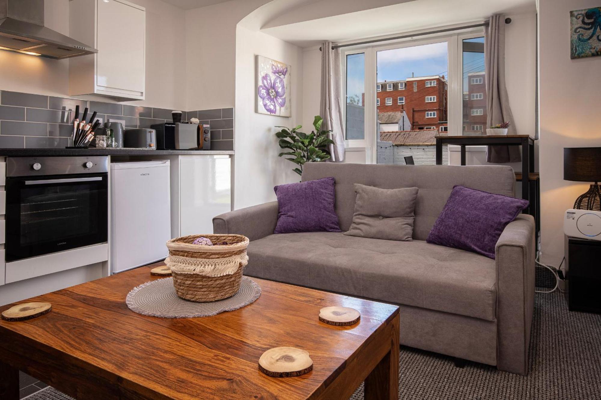 02 Holmfield Apartment แบล็คพูล ภายนอก รูปภาพ